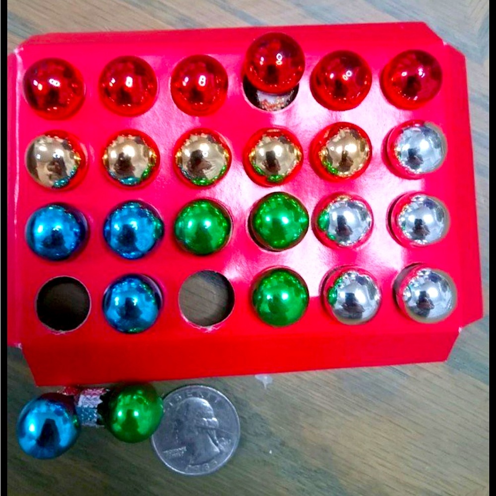 - Magnetic Christmas bulbs for party lite glowing tree